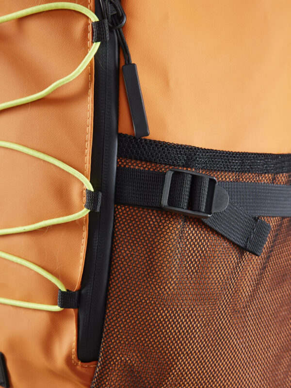 ADV Entity Travel Backpack 25 L - Kuva 3