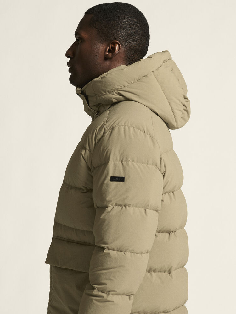 1916374-240000_Urban-Down-Puffer-Jkt-M_closeup7