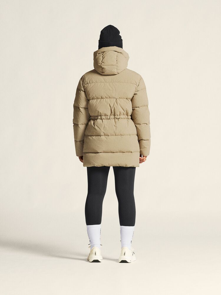 1916375-240000_Urban-Down-Puffer-Jkt-W_closeup3